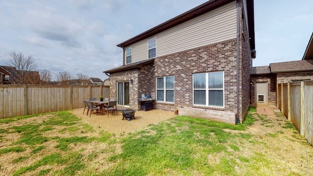 183 Annapolis Bend Cir, Hendersonville, TN 37075