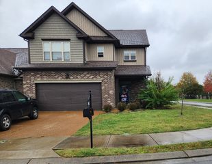 183 Annapolis Bend Cir, Hendersonville, TN 37075