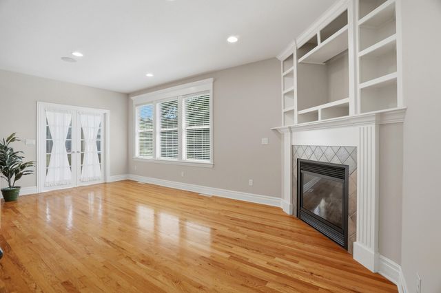 4905 INNSBRUCK WAY, Columbia, MO 65203