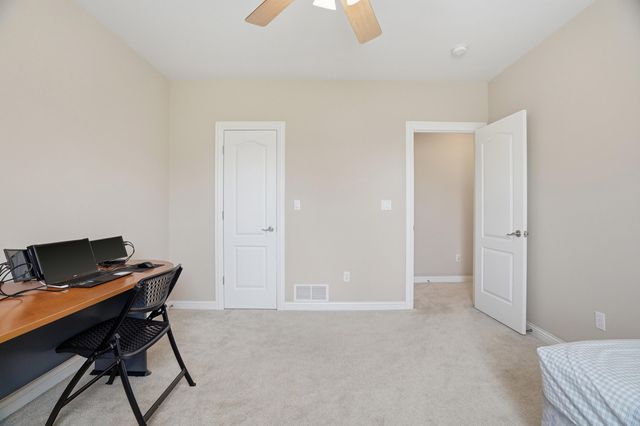 4905 INNSBRUCK WAY, Columbia, MO 65203