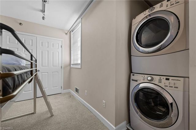 801 W Mcgee Street 20, Greensboro, NC 27401