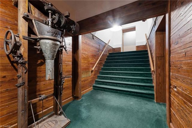 801 W Mcgee Street 20, Greensboro, NC 27401