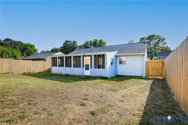 410 Gould Ave, Colonial Heights, VA 23834