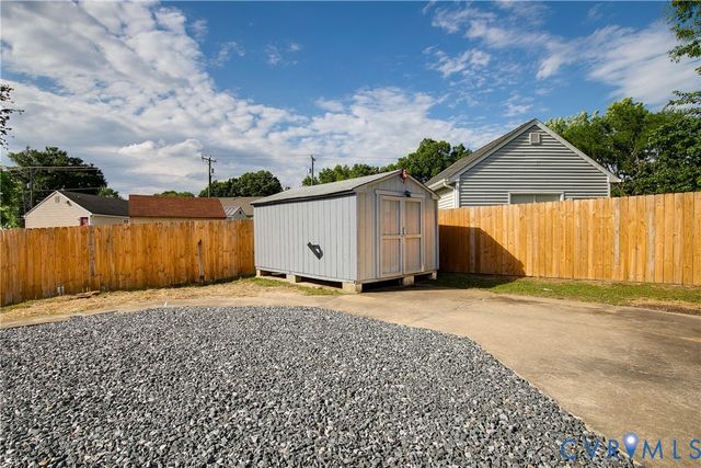 410 Gould Ave, Colonial Heights, VA 23834