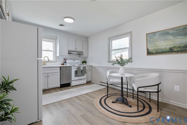 410 Gould Ave, Colonial Heights, VA 23834