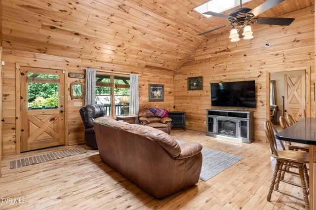 117 Seth Street, Roan Mountain, TN 37687