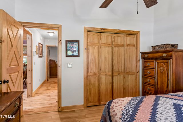 117 Seth Street, Roan Mountain, TN 37687