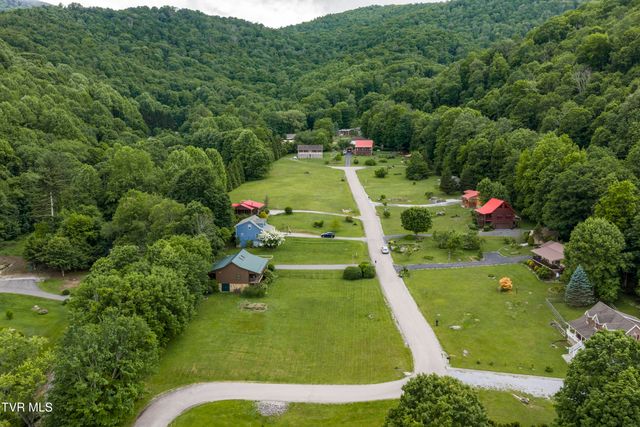 117 Seth Street, Roan Mountain, TN 37687