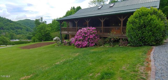117 Seth Street, Roan Mountain, TN 37687
