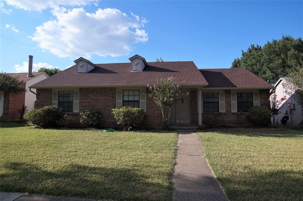 521 English Oak Drive, Allen, TX 75002
