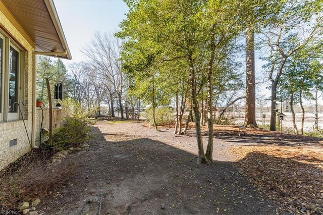 276 Colony TRL, Lanexa, VA 23089