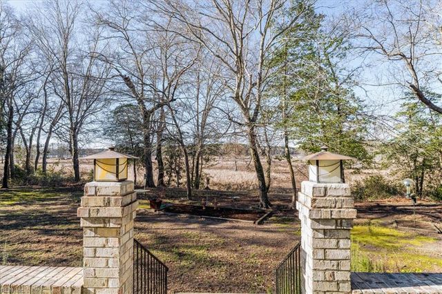 276 Colony TRL, Lanexa, VA 23089