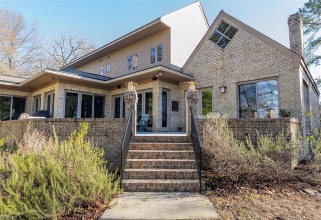 276 Colony TRL, Lanexa, VA 23089