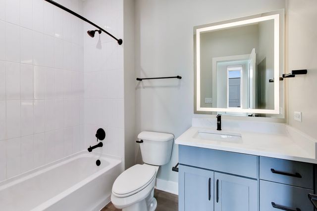 5424 Old Orchard Road, Skokie, IL 60077