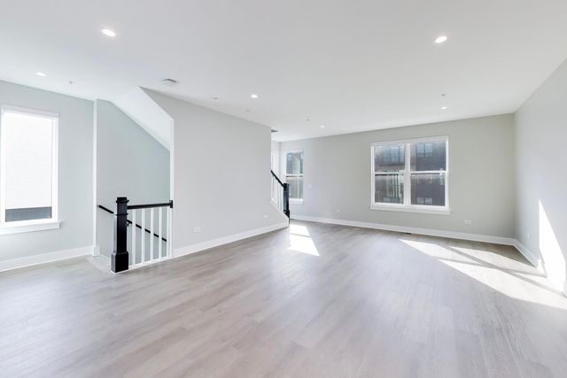 5424 Old Orchard Road, Skokie, IL 60077