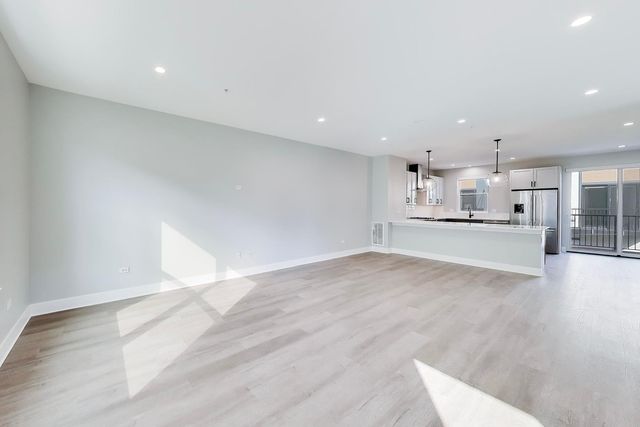 5424 Old Orchard Road, Skokie, IL 60077