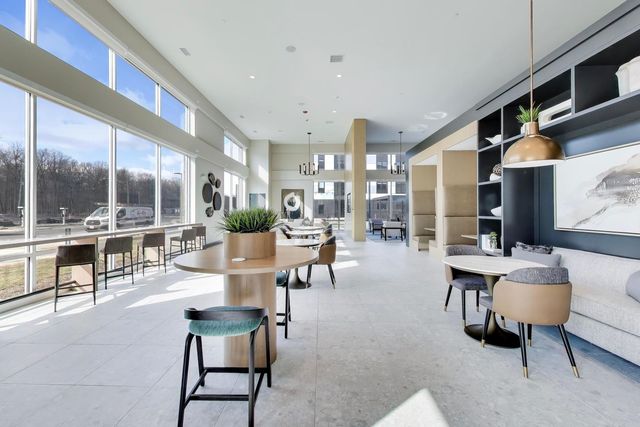 5424 Old Orchard Road, Skokie, IL 60077