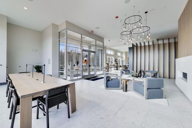 5424 Old Orchard Road, Skokie, IL 60077