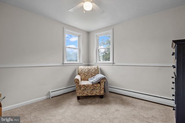 246 N BUCKTHORNE AVE, Langhorne, PA 19047
