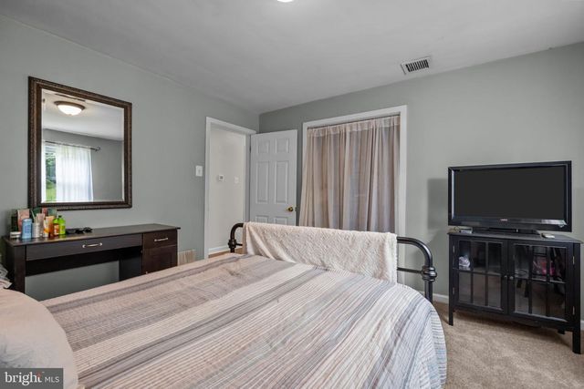 246 N BUCKTHORNE AVE, Langhorne, PA 19047