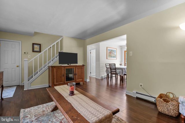 246 N BUCKTHORNE AVE, Langhorne, PA 19047
