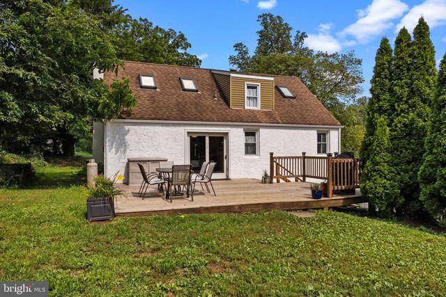 246 N BUCKTHORNE AVE, Langhorne, PA 19047