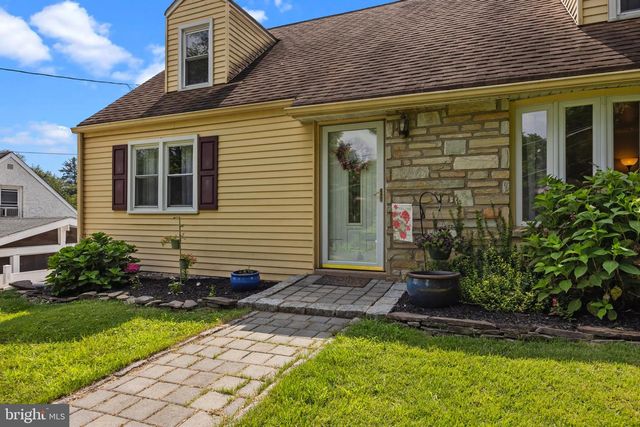 246 N BUCKTHORNE AVE, Langhorne, PA 19047