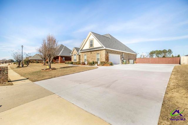 302 Estates Way, Warner Robins, GA 31088