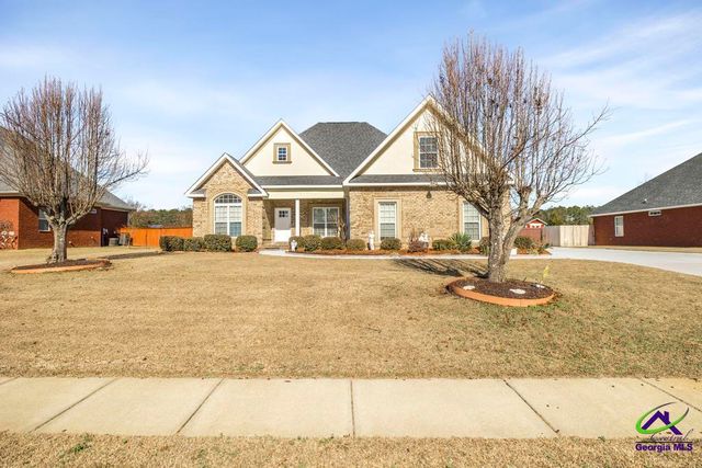 302 Estates Way, Warner Robins, GA 31088