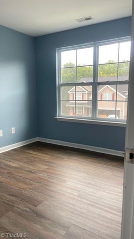 901 Pitman Road, Greensboro, NC 27406