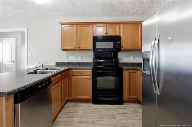 2209 Stornoway Court, Fayetteville, NC 28306
