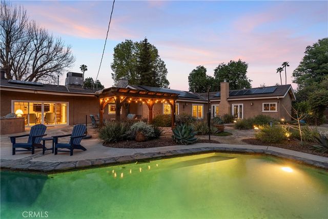 6217 Melba Avenue, Woodland Hills, CA 91367