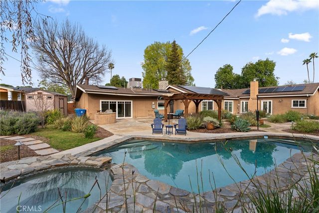 6217 Melba Avenue, Woodland Hills, CA 91367