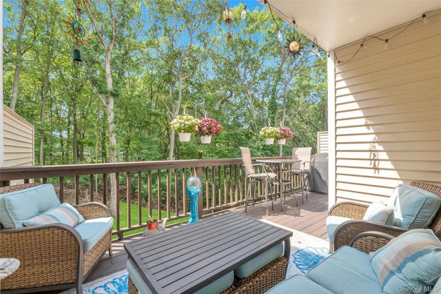 6 Princess Tree Court, Port Jefferson, NY 11777