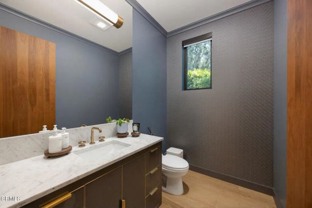 4909 Gould Avenue, La Canada Flintridge, CA 91011