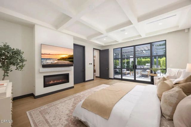4909 Gould Avenue, La Canada Flintridge, CA 91011