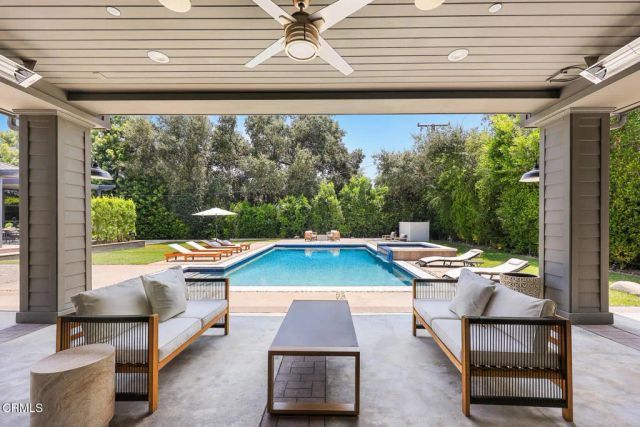 4909 Gould Avenue, La Canada Flintridge, CA 91011