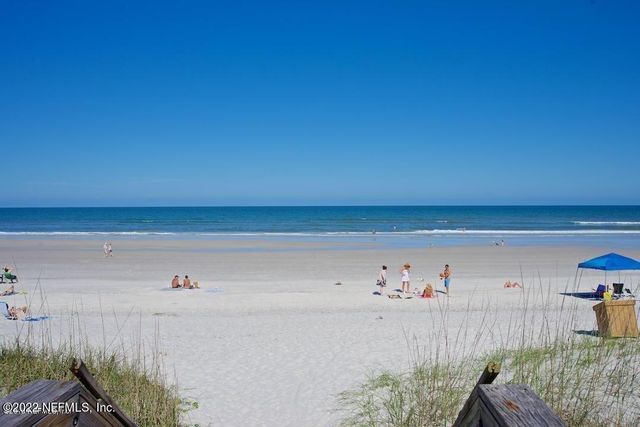 614 4TH Street N B, Jacksonville Beach, FL 32250