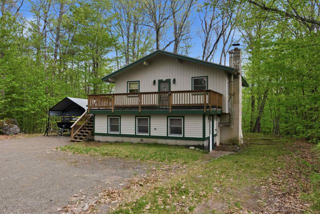 139 Wintersport Street, Moultonborough, NH 03254