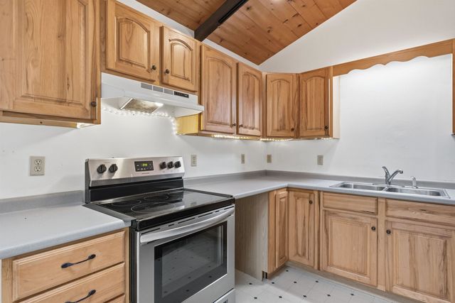 139 Wintersport Street, Moultonborough, NH 03254