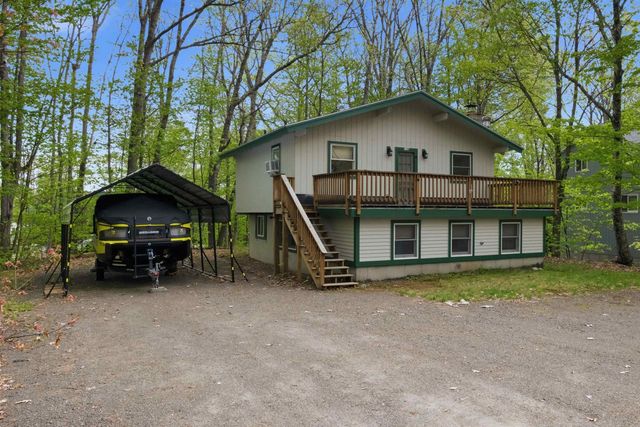 139 Wintersport Street, Moultonborough, NH 03254
