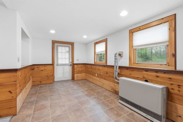 139 Wintersport Street, Moultonborough, NH 03254