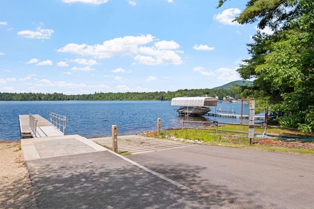 139 Wintersport Street, Moultonborough, NH 03254