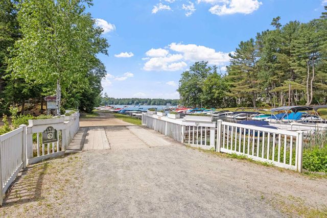 139 Wintersport Street, Moultonborough, NH 03254