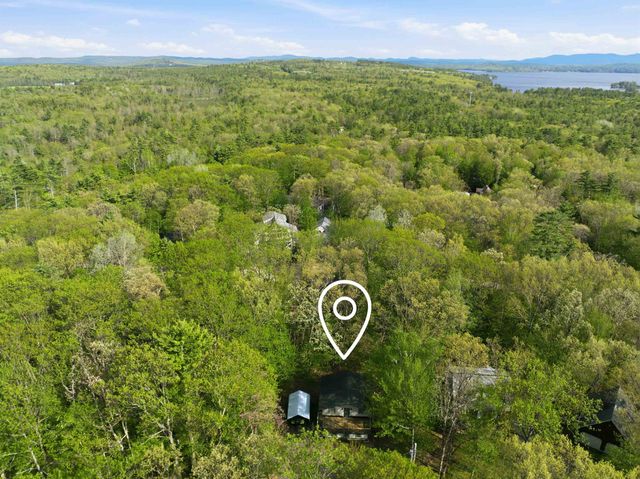 139 Wintersport Street, Moultonborough, NH 03254