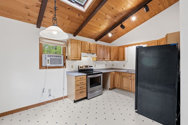139 Wintersport Street, Moultonborough, NH 03254