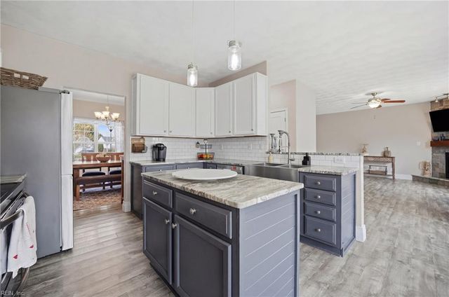 944 Hodges PL, Virginia Beach, VA 23464