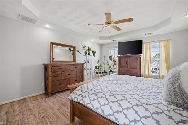 944 Hodges PL, Virginia Beach, VA 23464