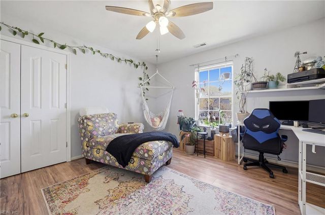 944 Hodges PL, Virginia Beach, VA 23464