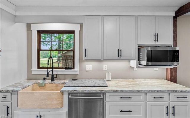 285 Trails End Road, Reidsville, NC 27320